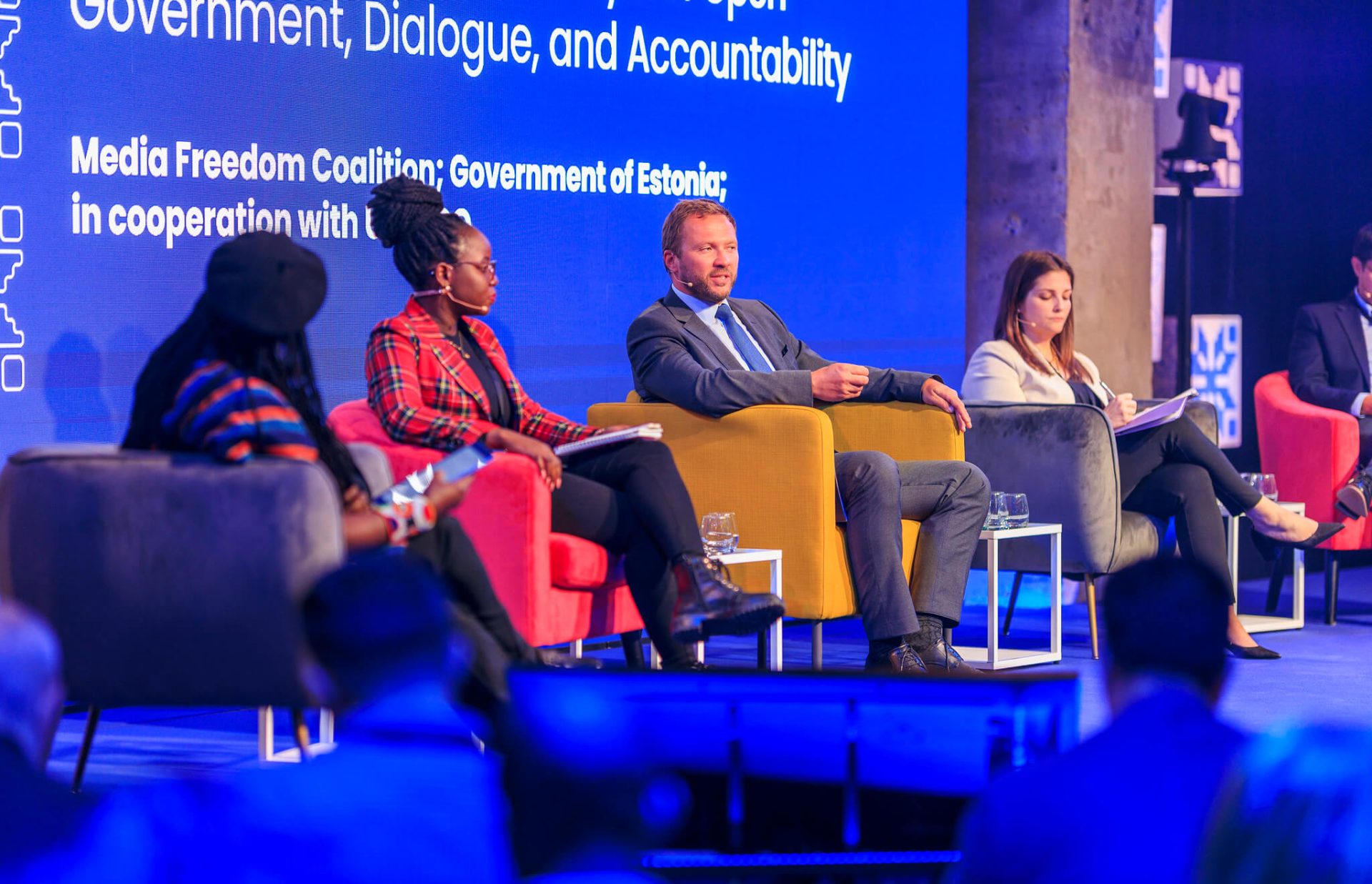 Power and importance of journalism underlined at open government summit in Estonia